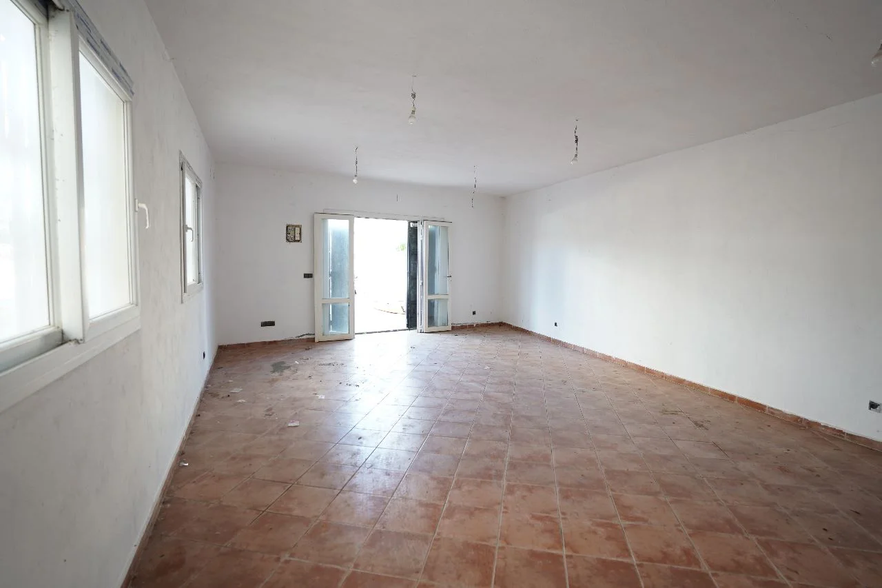 MAGASAIN COMMERCIAL À VENDRE OUED LAOU 40 MÈT...
