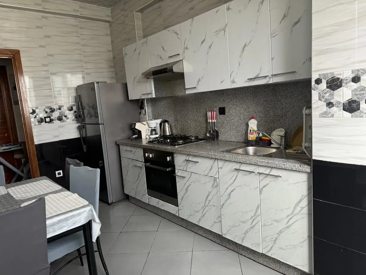 Appartement haut de gamme à louer à Agadir, à Hay Salam, résidence sécurisée. Appartement haut de gamme à louer à Agadir, à Hay Salam, résidence sécurisée.