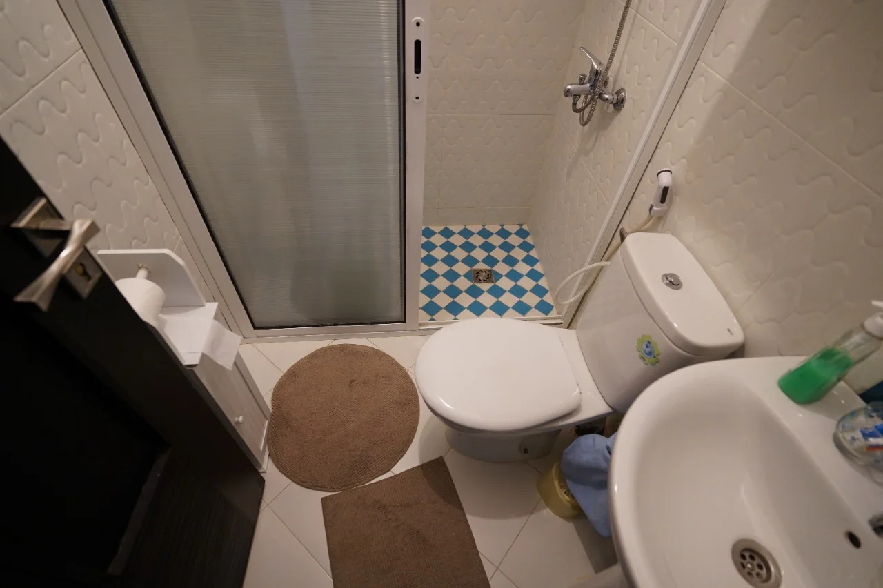 Appartement A vendre à M'diq résidence fermée chambre salon et balcon 