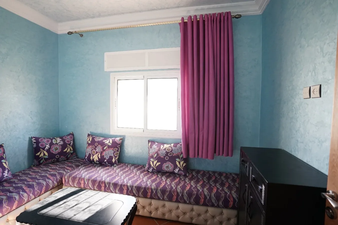 bel appartement à vendre à oued laou  2  chambre balcon salon ، Rez-de-chaussée 56 M²