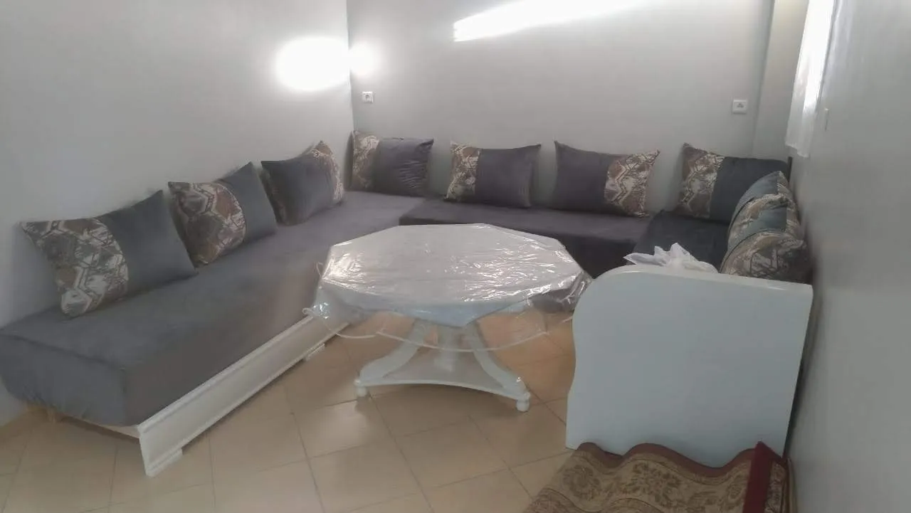 Appartement à louer au rez-de-chaussée à Agad...