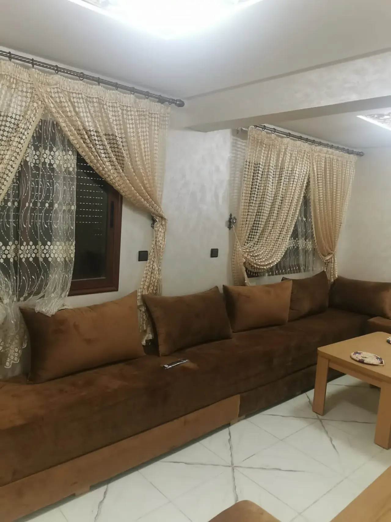 Appartement à Louer à Agadir – 2 Chambres, 1er Étage avec Wifi