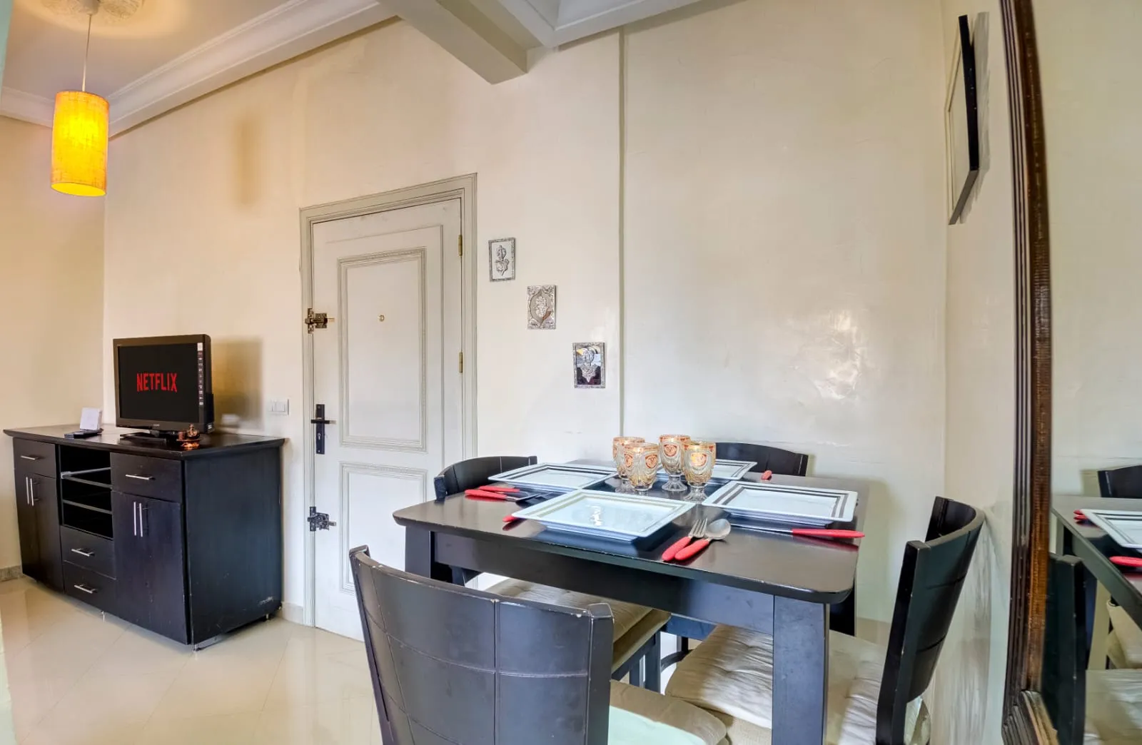 Appartement à Louer à Agadir Équipé et Moderne  2 Chambres, 1er Étage