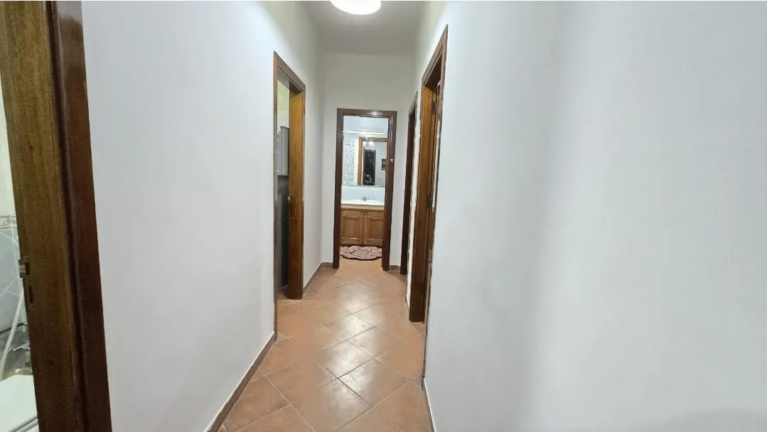 Appartement à Louer Mensuellement à M'diq  86m², 2 Chambres, Résidence Sécurisé