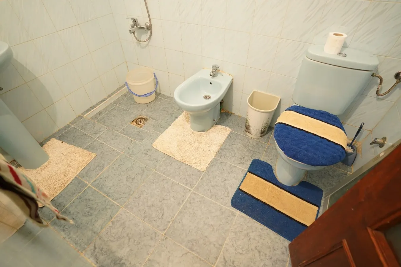 Appartement à vendre à Fnideq bendiban 2 chambre 3 salons  100 mètres 