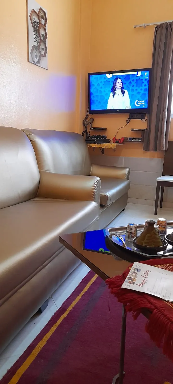 Bel appartement à louer à la journée à Agadir, dans la région d'Inzegan. Bel appartement à louer à la journée à Agadir, dans la région d'Inzegan.