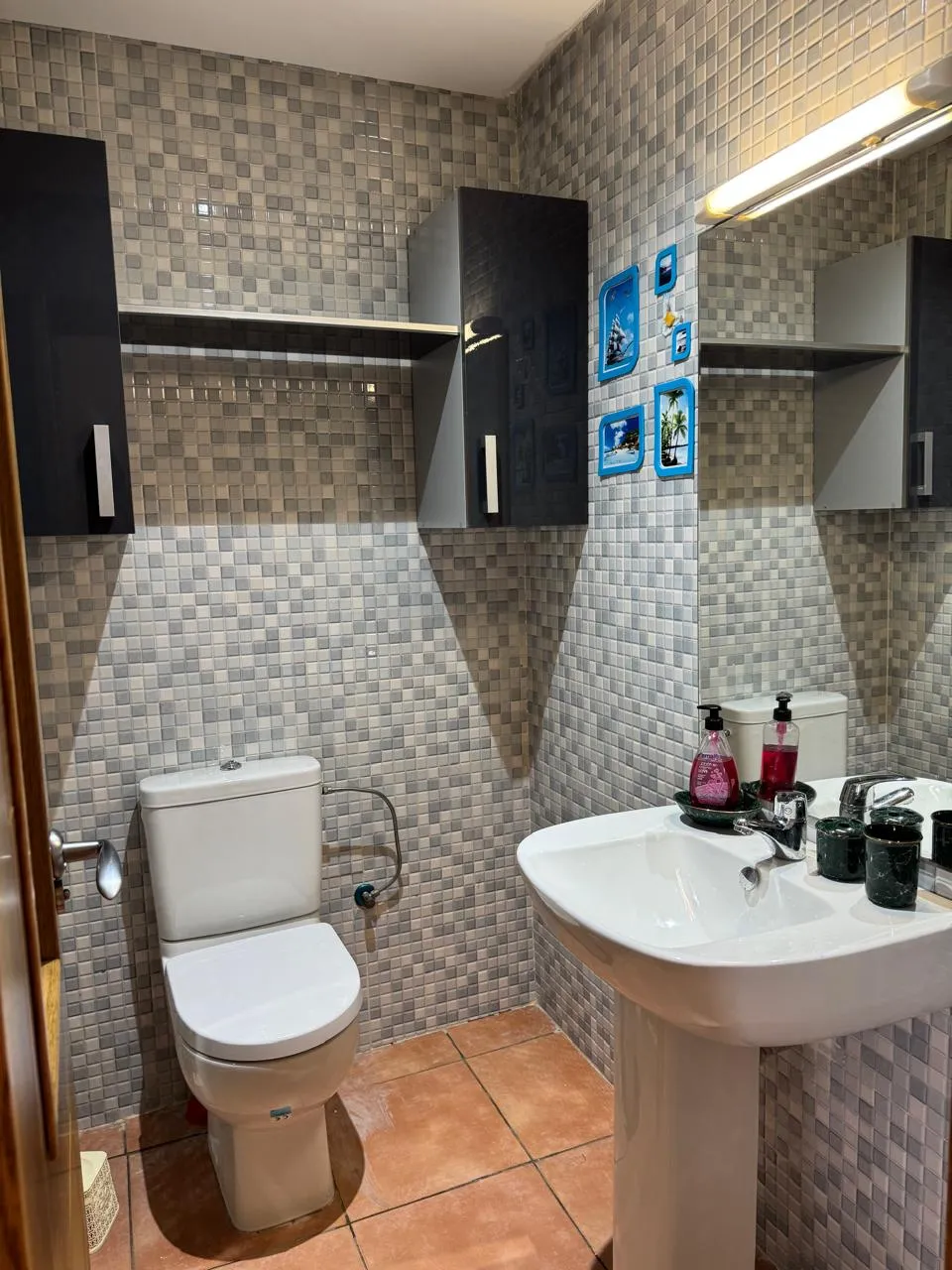 Appartement avec équipements modernes à louer à Fnideq, composé de 2 chambres