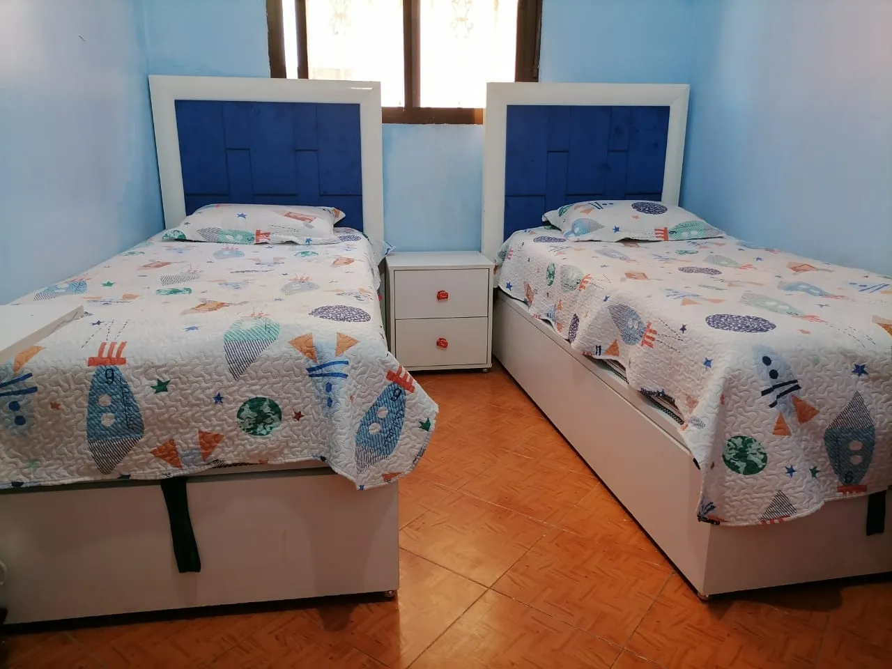 Appartement à Fnideq à Louer  Emplacement Idéal, 2 Chambres