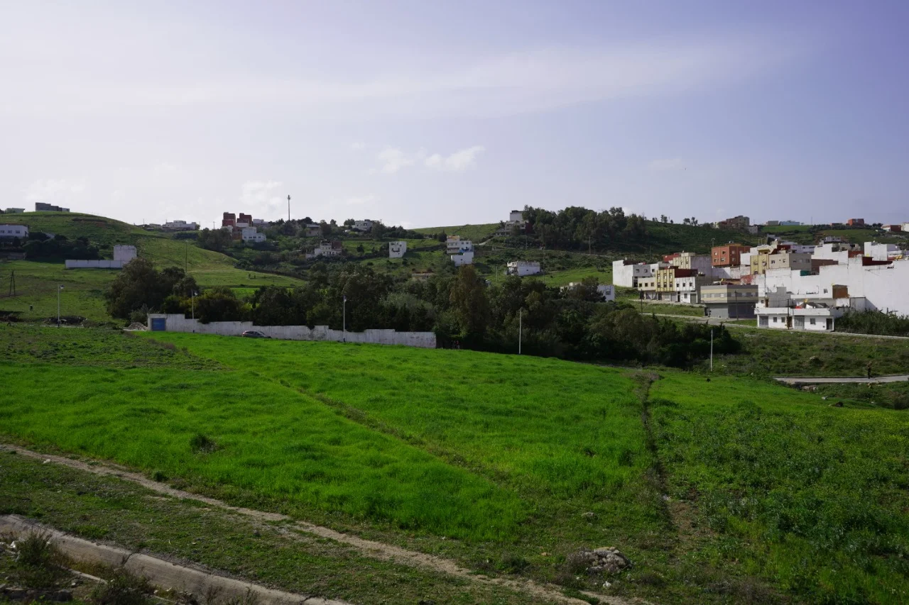 Terrain à vendre à Oued Lao, Plage d'Azanti , 150 mètres carrés