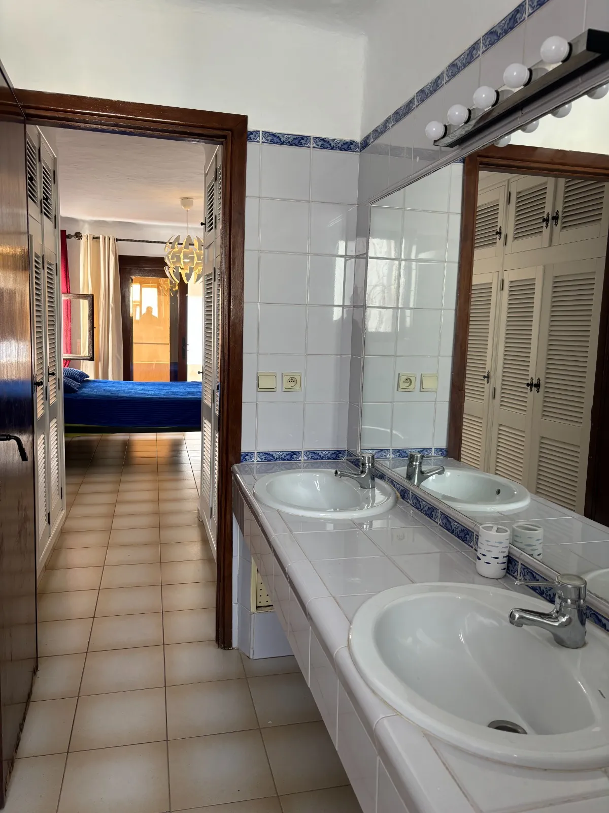 Appartement magnifique à louer à M'diq, dans une résidence de luxe vue sur mer  