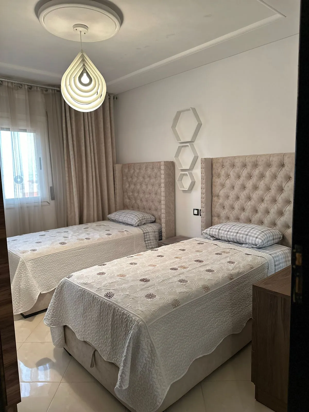 Bel appartement en propriété privée à vendre à Oued Laou 75 m², 2 chambres