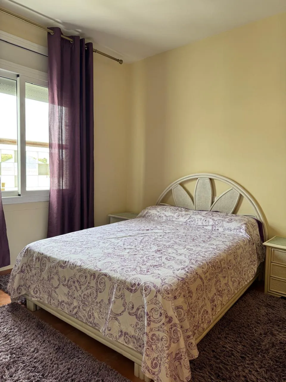 Appartement à louer à la journée au quatrième étage, composé de deux chambres 