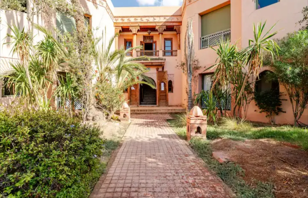 Appartement familial à louer dans une résidence fermée à Marrakech.