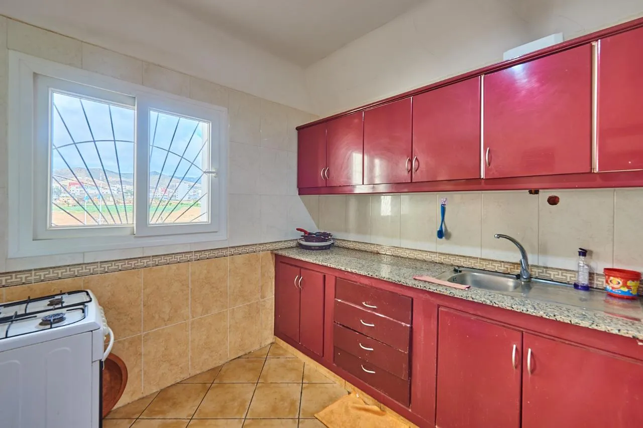Bel appartement à vendre et à louer à Oued Laou  2e étage, 72 m², 2 chambres