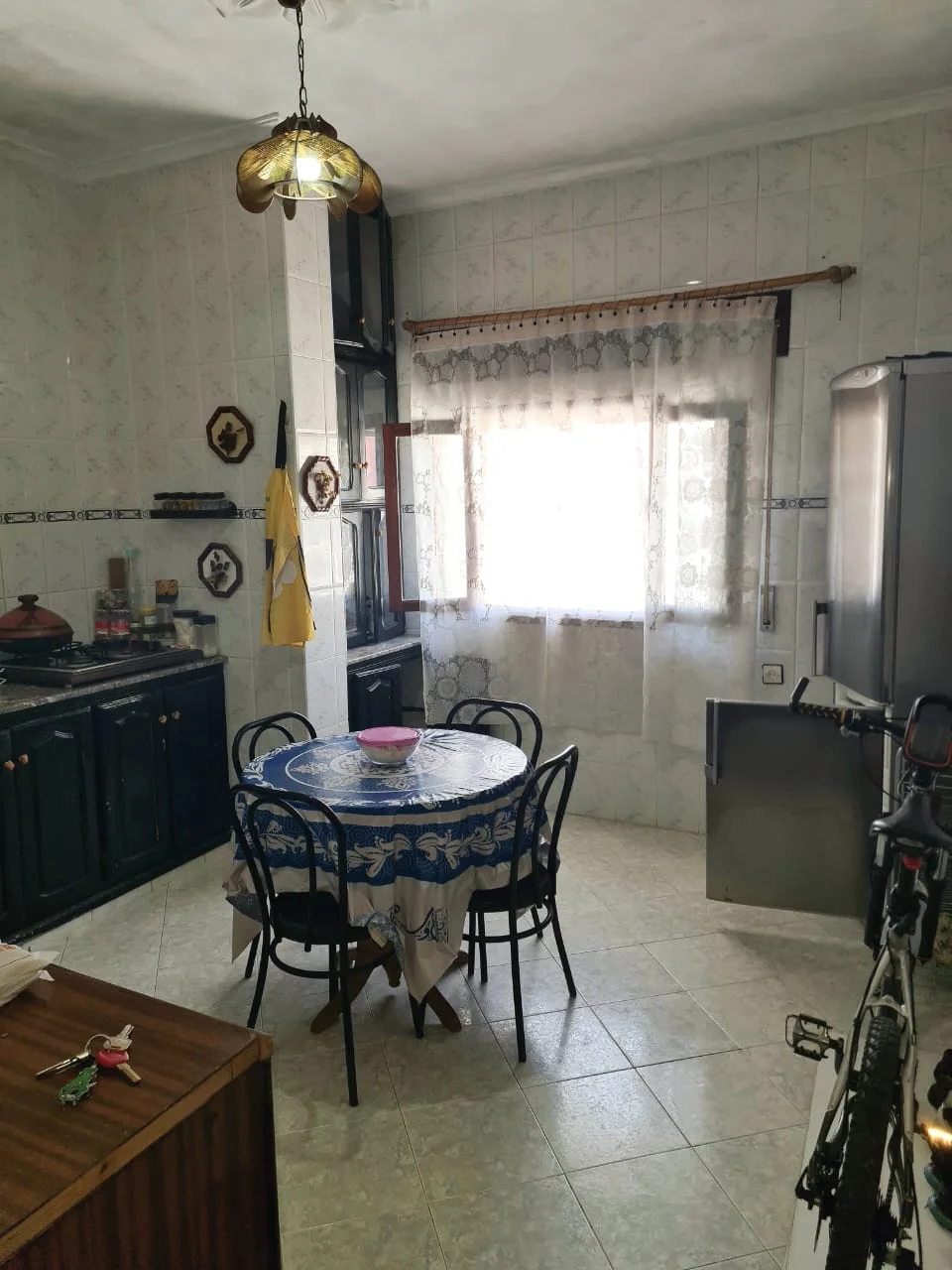 bel appartement à vendre à tanger 1èr étage ، 336 mètres 5 chambres 2 salon 