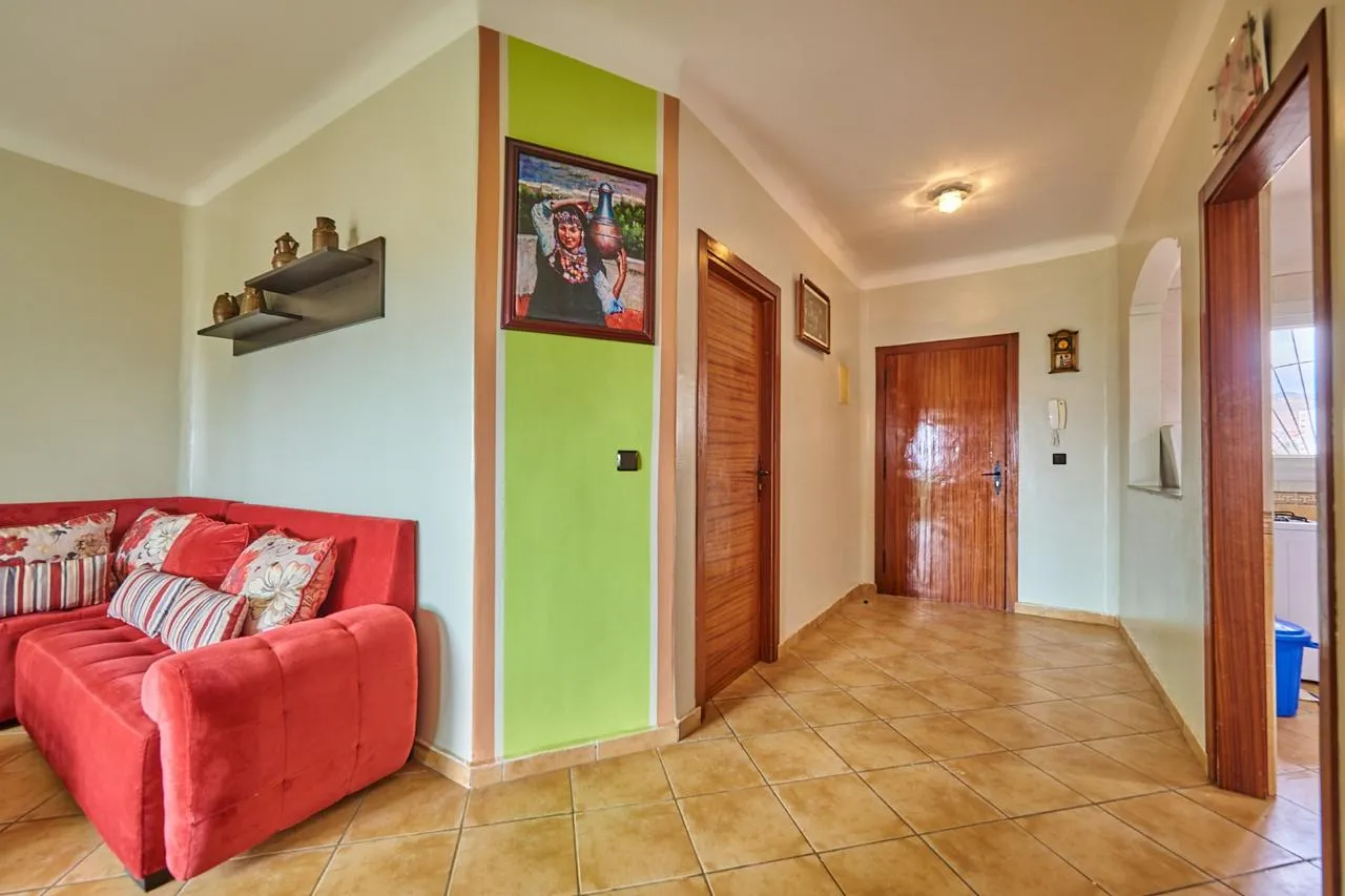 Bel appartement à vendre et à louer à Oued Laou  2e étage, 72 m², 2 chambres