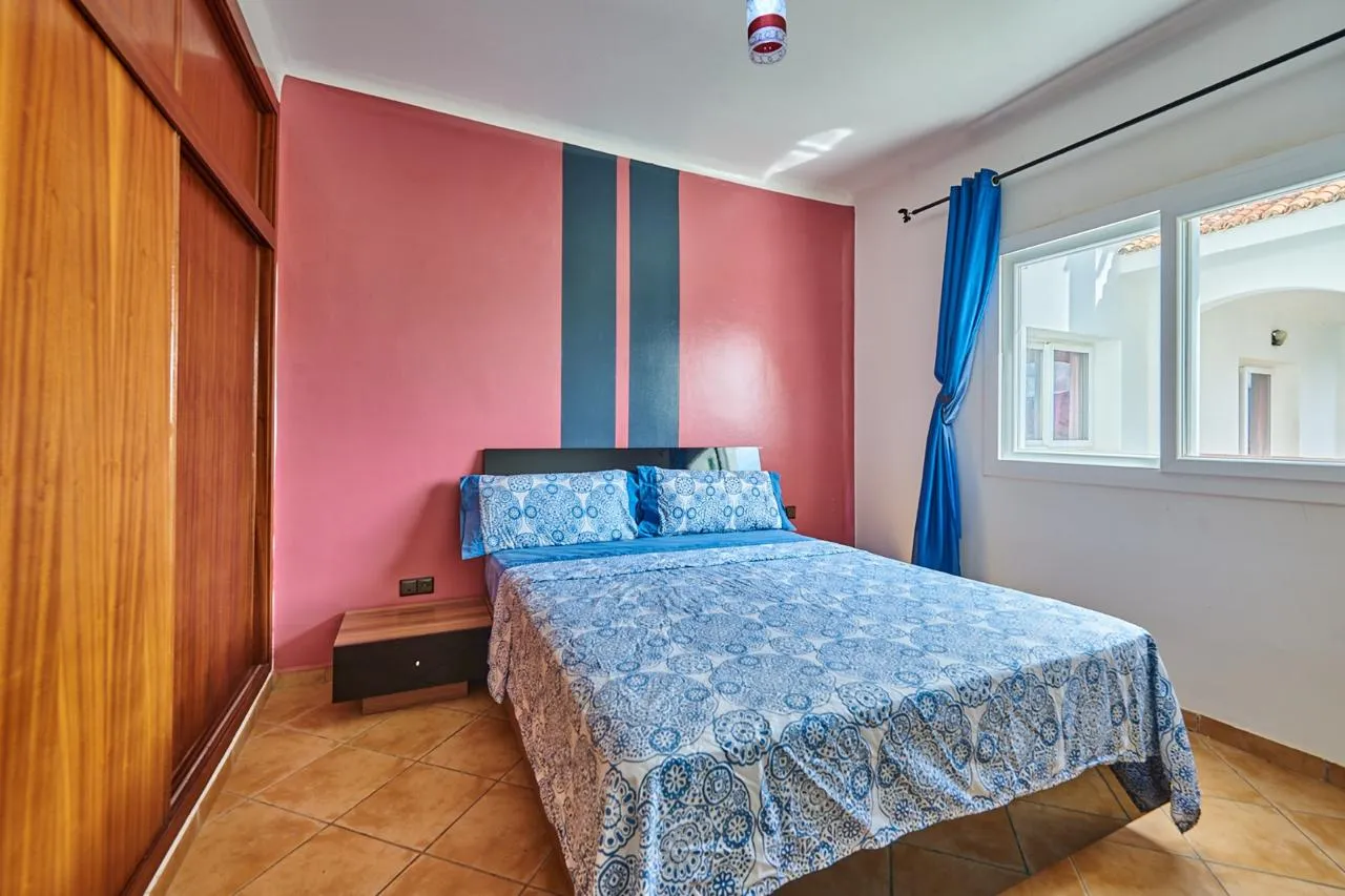 Bel appartement à vendre et à louer à Oued Laou  2e étage, 72 m², 2 chambres