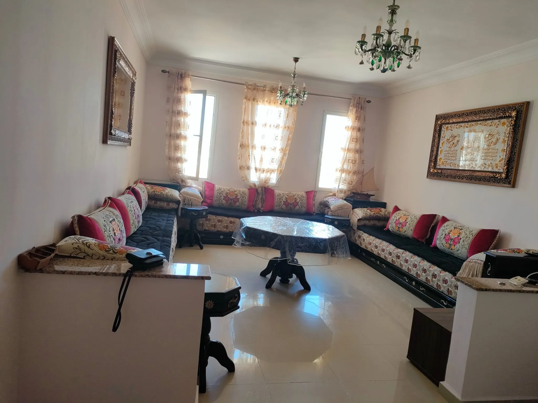 Bel appartement meublé à louer à Fnideq Emplacement idéal et bien équipé