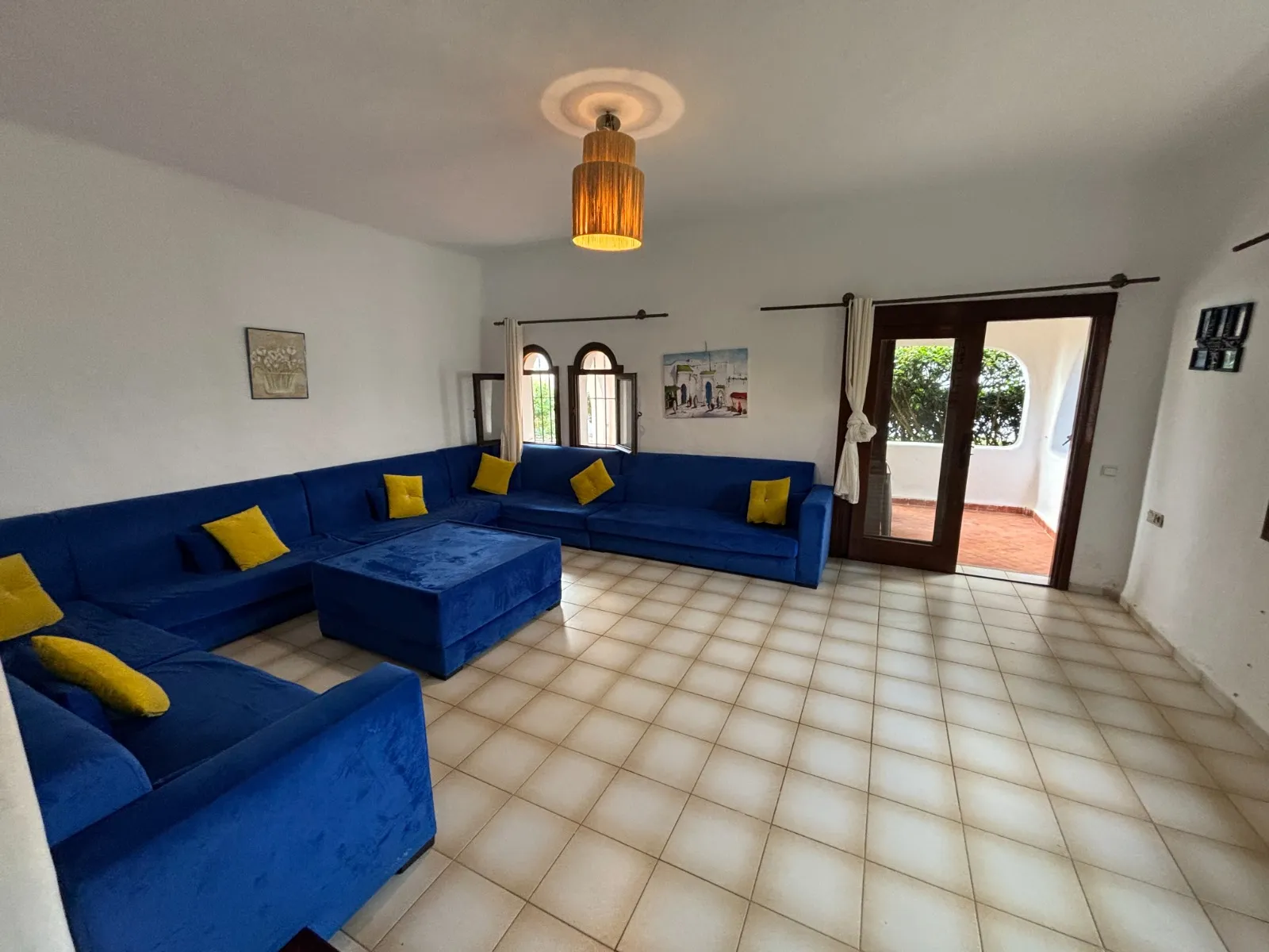 Appartement magnifique à louer à M'diq, dans une résidence de luxe vue sur mer  