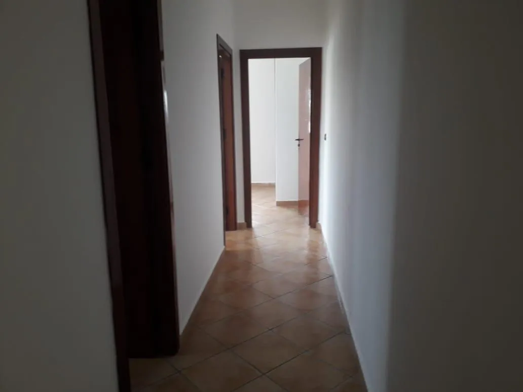 Appartement titré à vendre, d'une  87 m², situé au 2ᵉ étage.  deux chambres