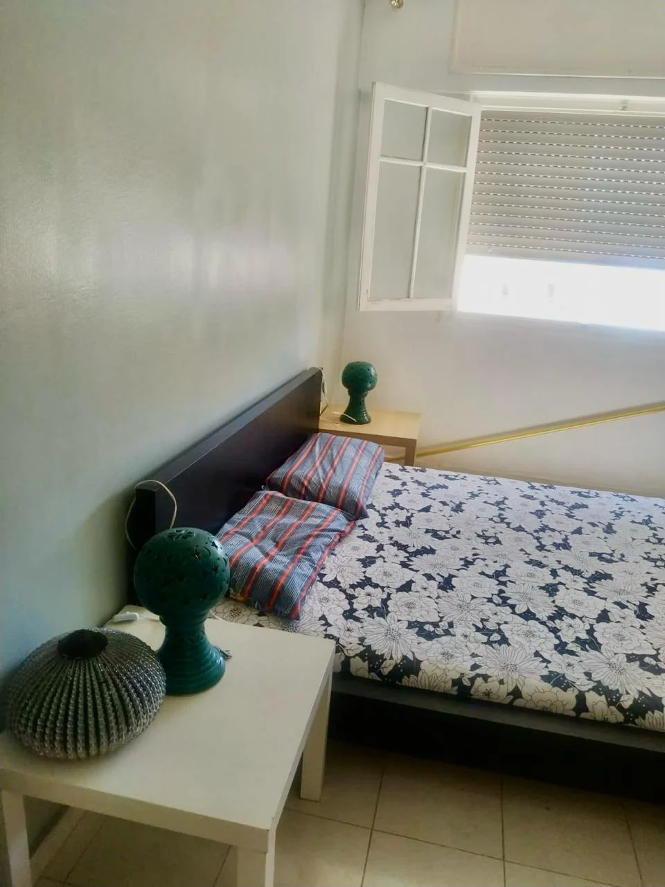 appartement a vendre à tetouan à lhamama lbaidaa 80m² 4 etage 2 chambre salon 