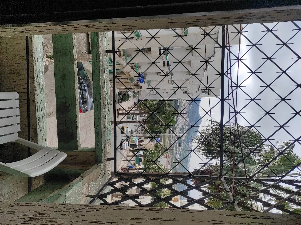 Appartement a vendre a ain khabbaz tetouan 2 salon 2 chambre balcon 125 m 1 étage