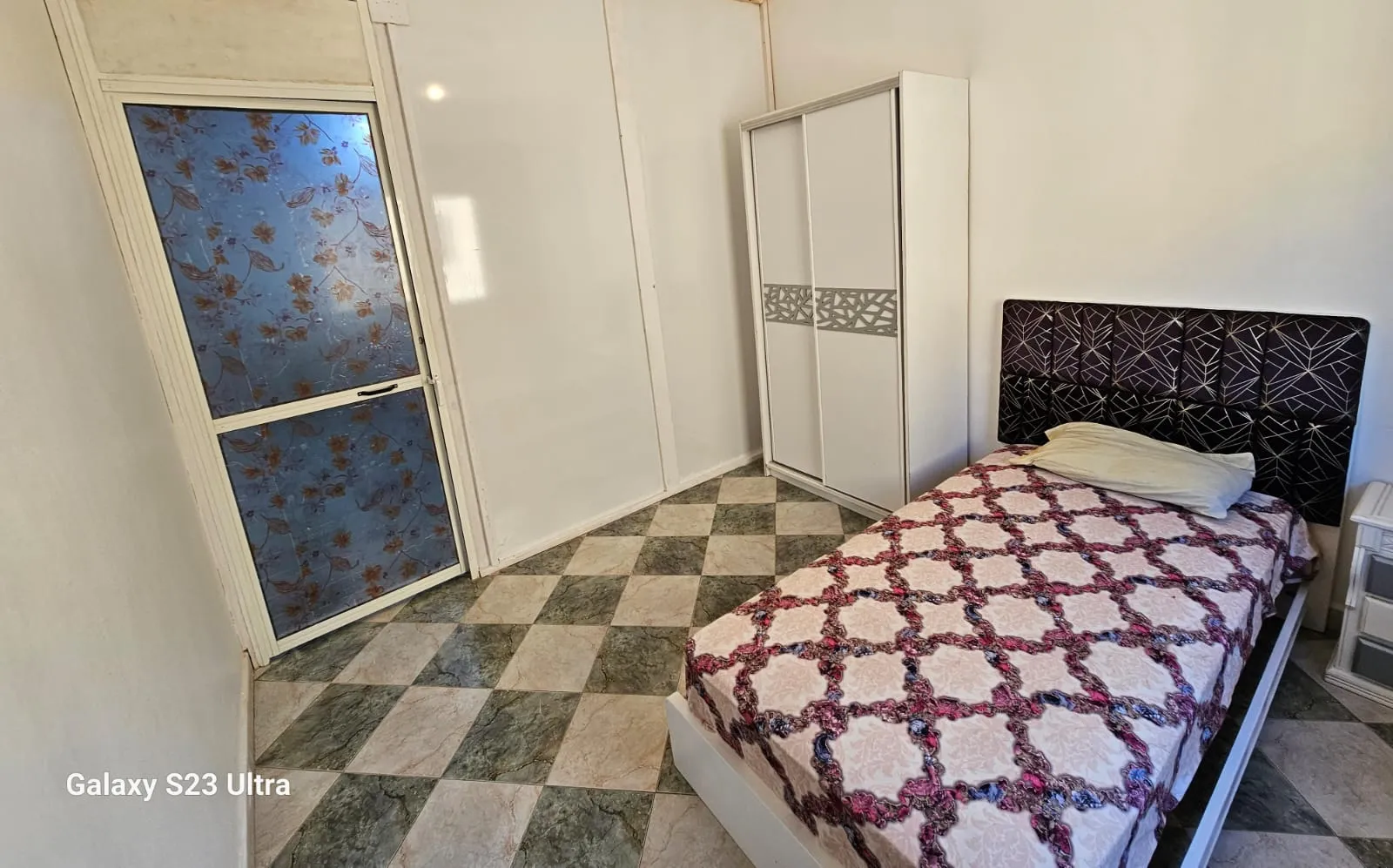 Appartement charmant à louer au cœur de la ville de Tétouan comprenant 4 chambre