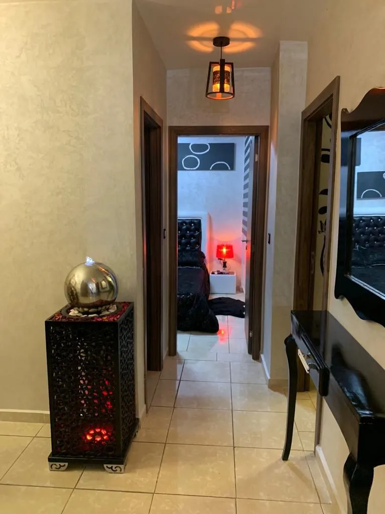 Appartement à vendre à Tétouan  2 chambres, bon état, proche des commodités