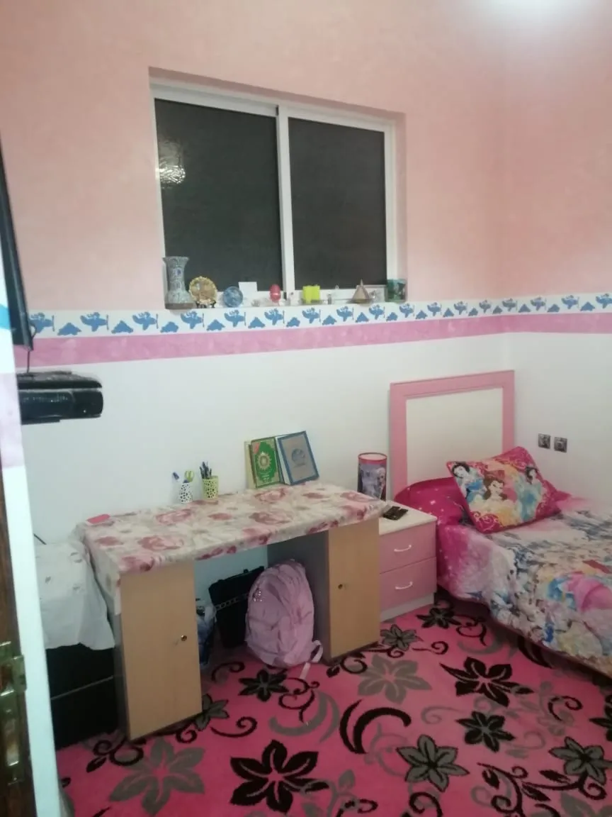 Appartement à vendre à Tétouan, rez-de-chaussée, 2 chambres, superficie 75