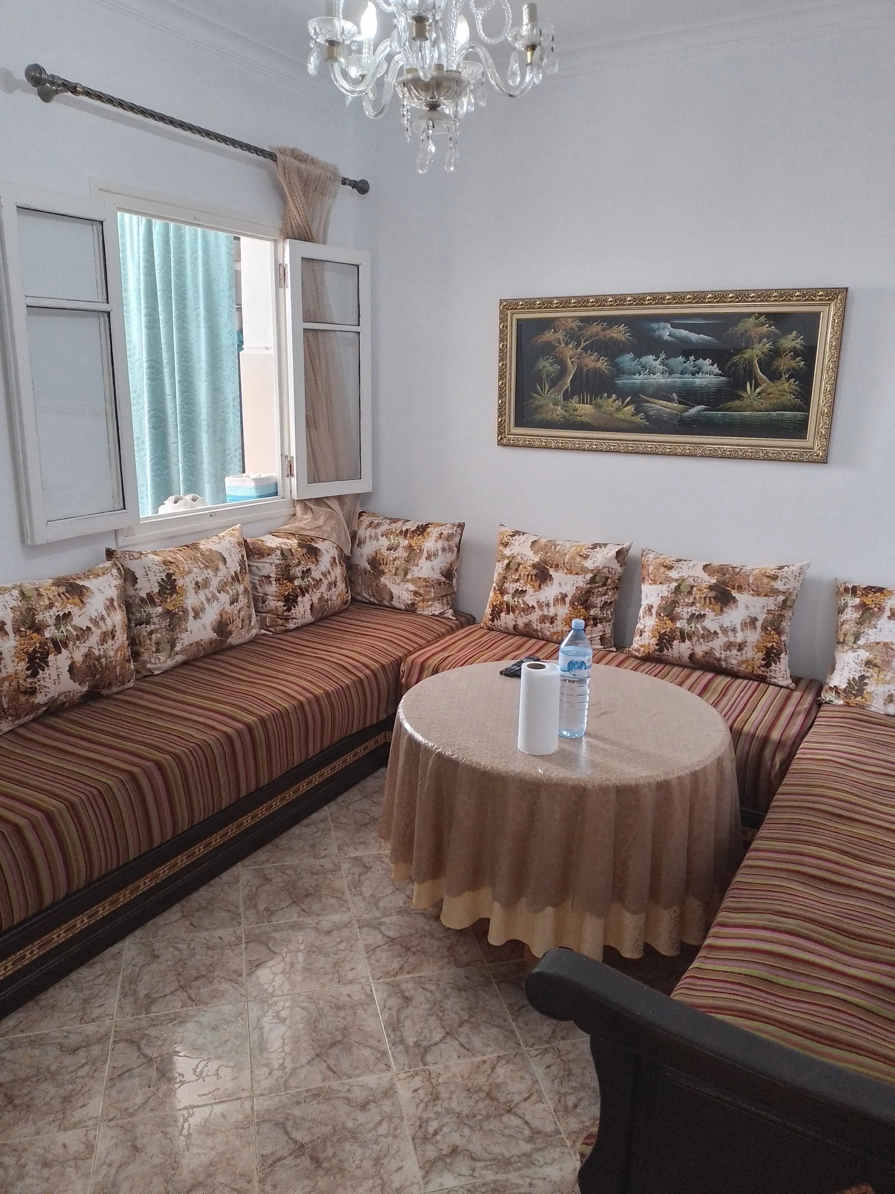 Appartement titré à vendre à Tétouan, de 89 mètres situé au 4ème étage.