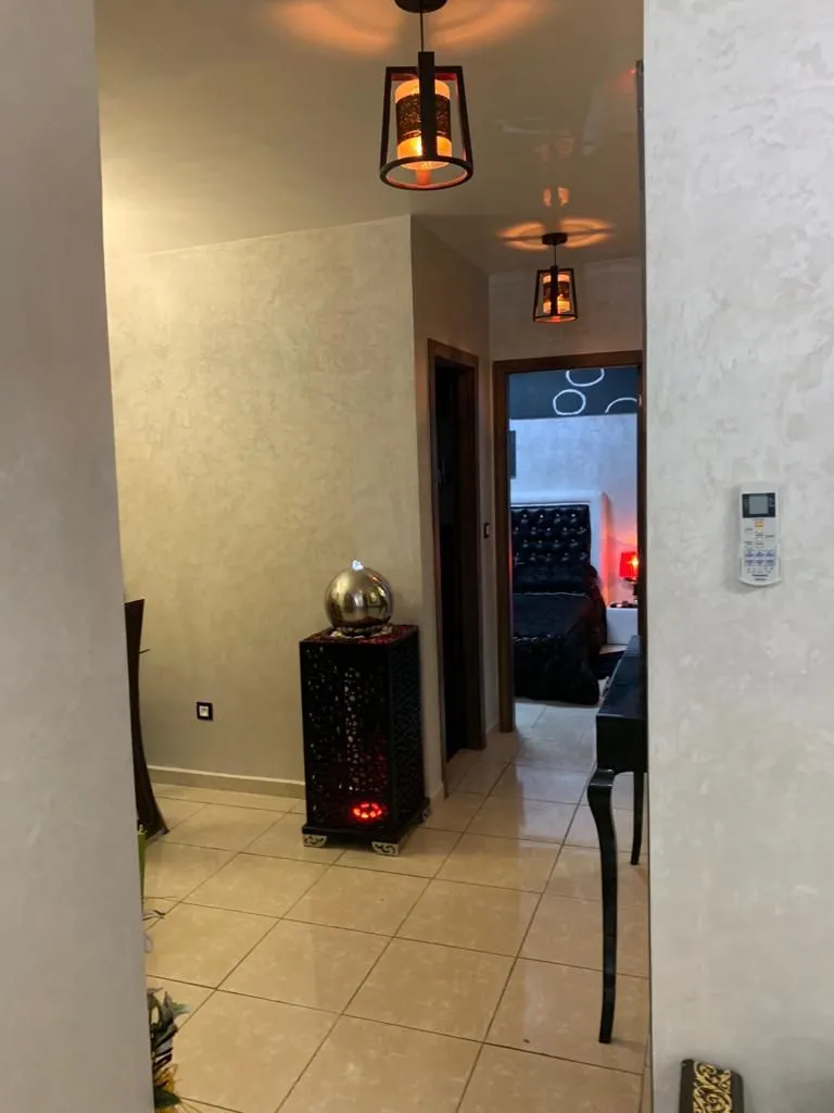 Appartement à vendre à Tétouan  2 chambres, bon état, proche des commodités