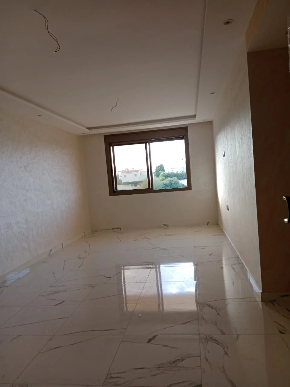 Appartements à vendre à tetouan hay swani 80 mètres 2 chambre salon balcon 