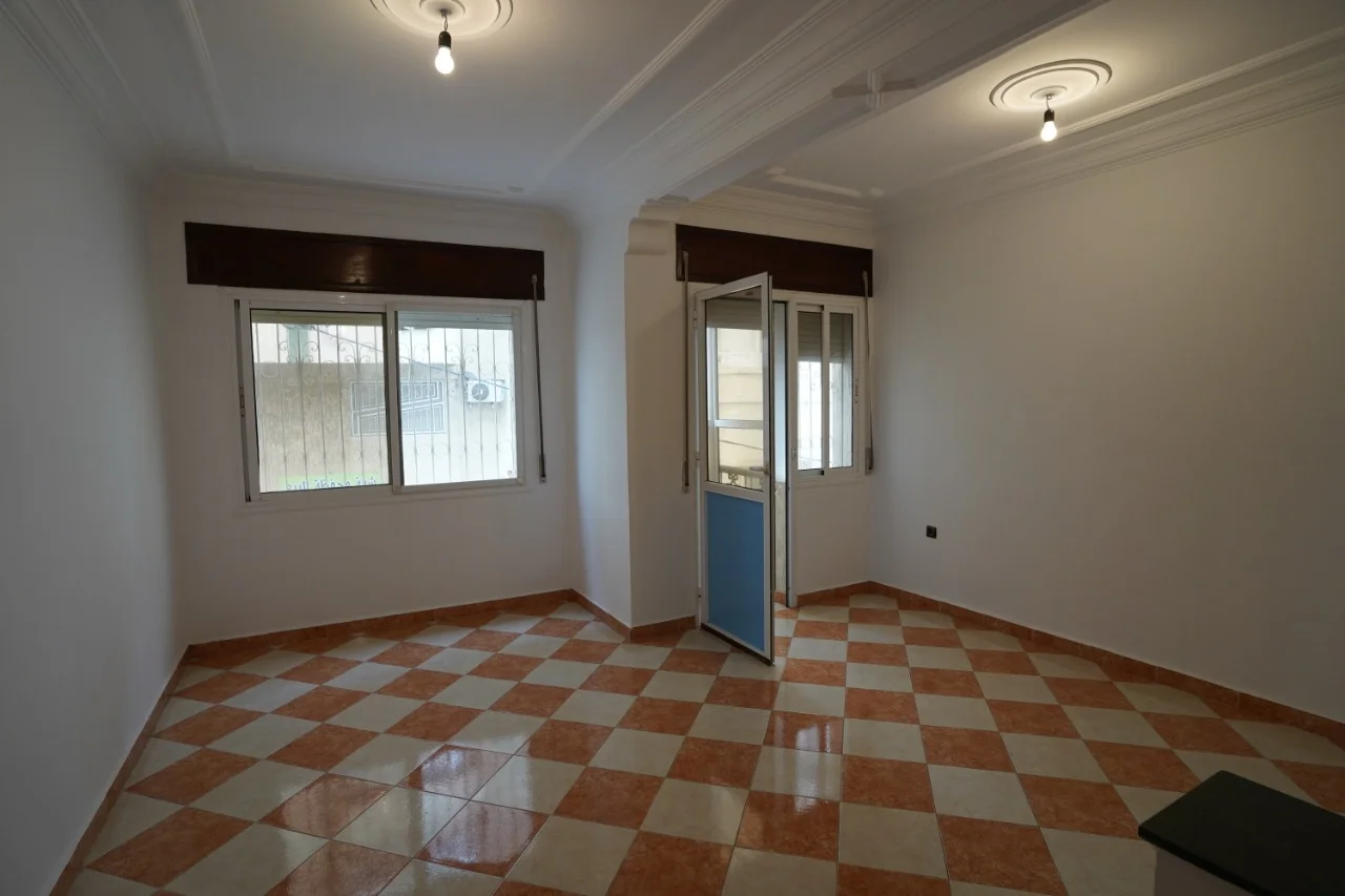 Appartement élégant à louer dans le quartier Al Hmama à Tétouan 115 m 2 chambres