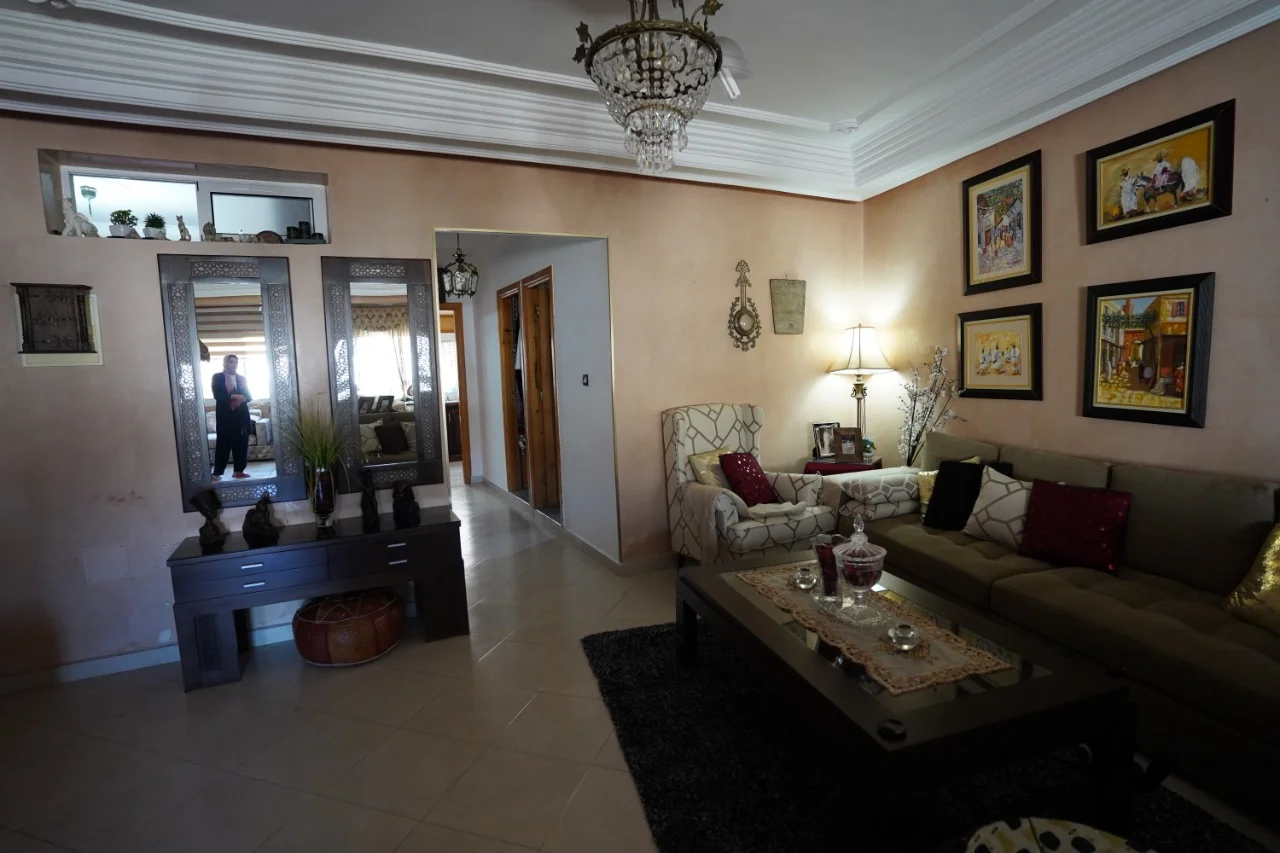 Luxueux appartement à vendre dans la ville de Tétouan 3 salons 2 chambre 100m²