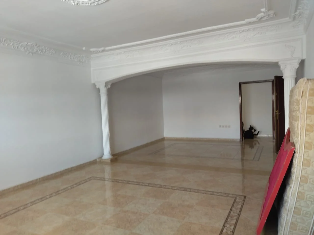 appartement de luxe A vendre au centre de Tétouan a72m 2 salon 3 chambre 8 étage