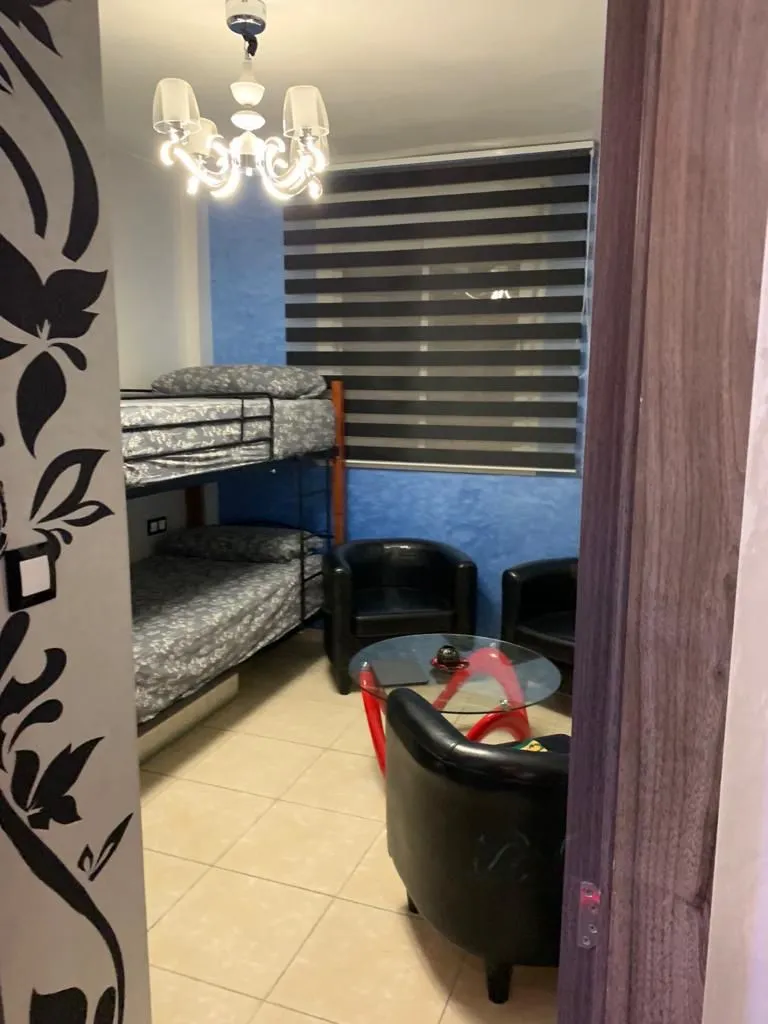 Appartement à vendre à Tétouan  2 chambres, bon état, proche des commodités