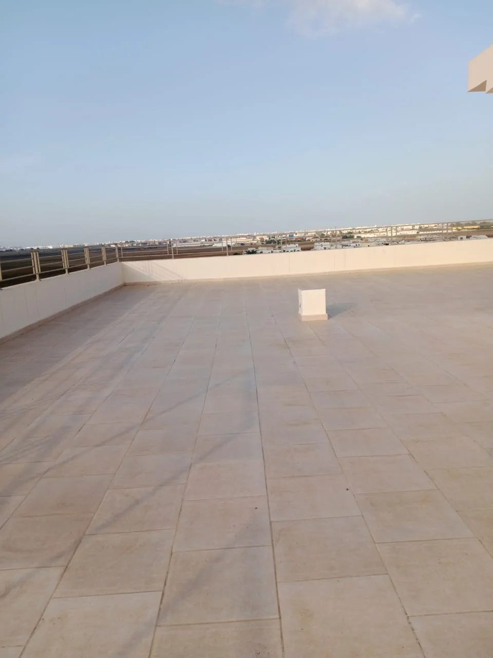 Appartements à vendre à tetouan hay swani 80 mètres 2 chambre salon balcon 