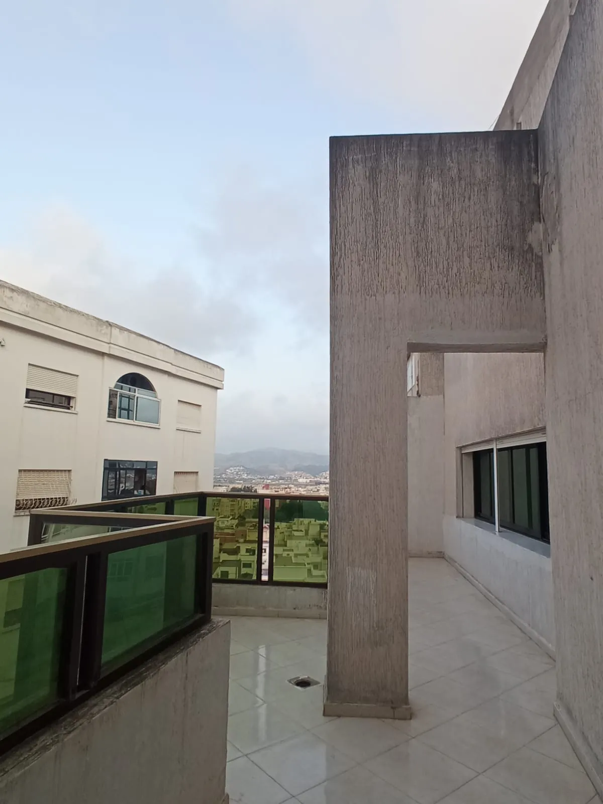 Spacieux appartement à vendre au centre-ville de Tétouan 214 m², 3 chambres