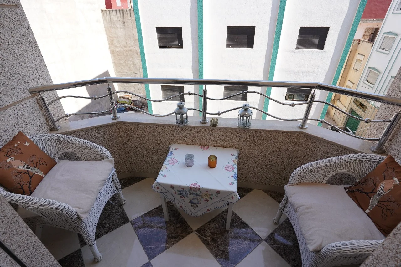 parfait appartement à vendre،tetouan 2 chamabre 2 salon balcon 113 mètres 3ème étage