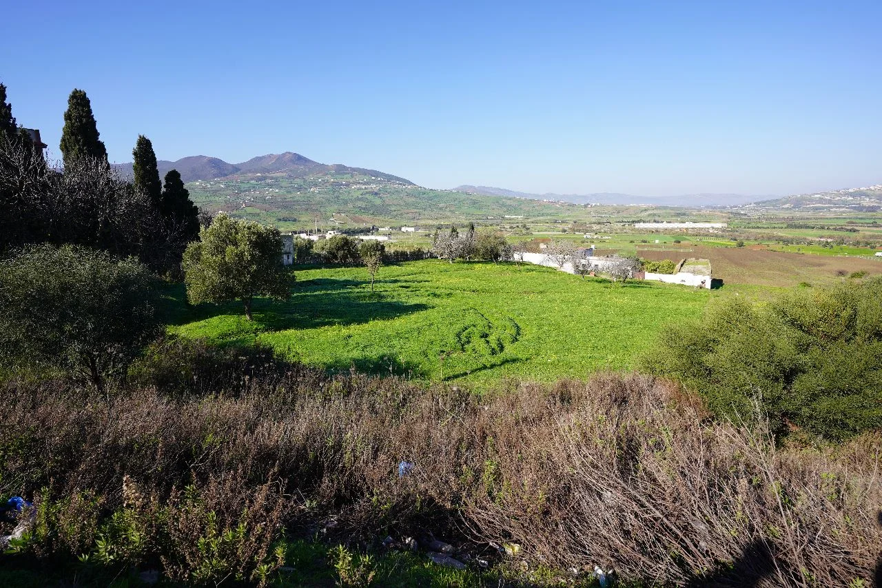 Terrain à vendre à ben qarich, 3500 mètres, convenant à la construction, propriété