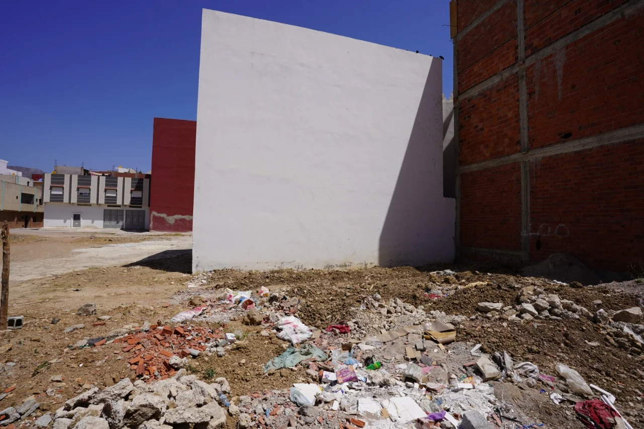 Terrain constructible à vendre dans le quartier de Tétouan 107 mètres