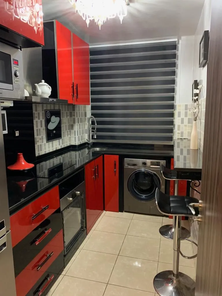 Appartement à vendre à Tétouan  2 chambres, bon état, proche des commodités