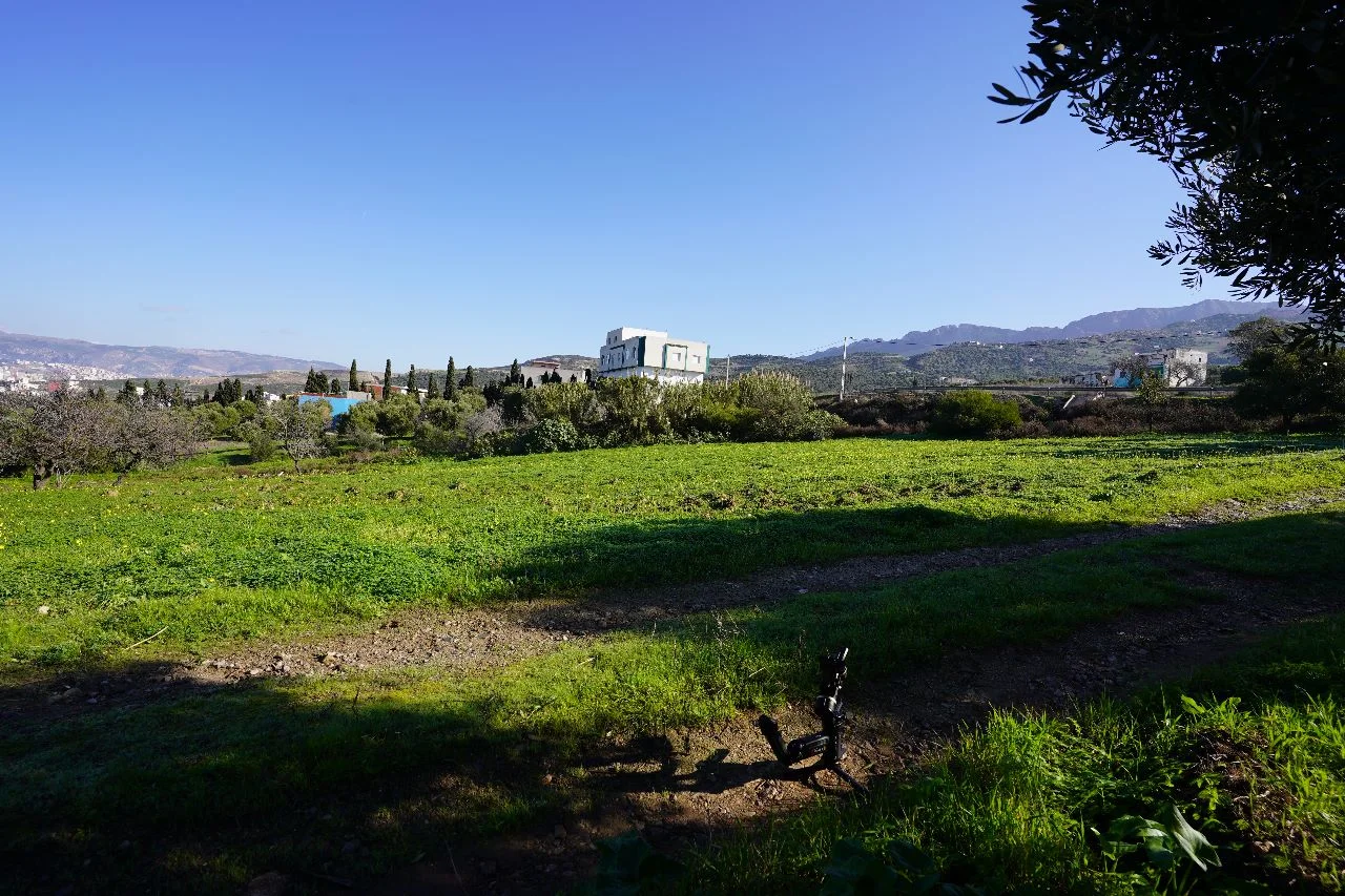 Terrain à vendre à ben qarich, 3500 mètres, convenant à la construction, propriété