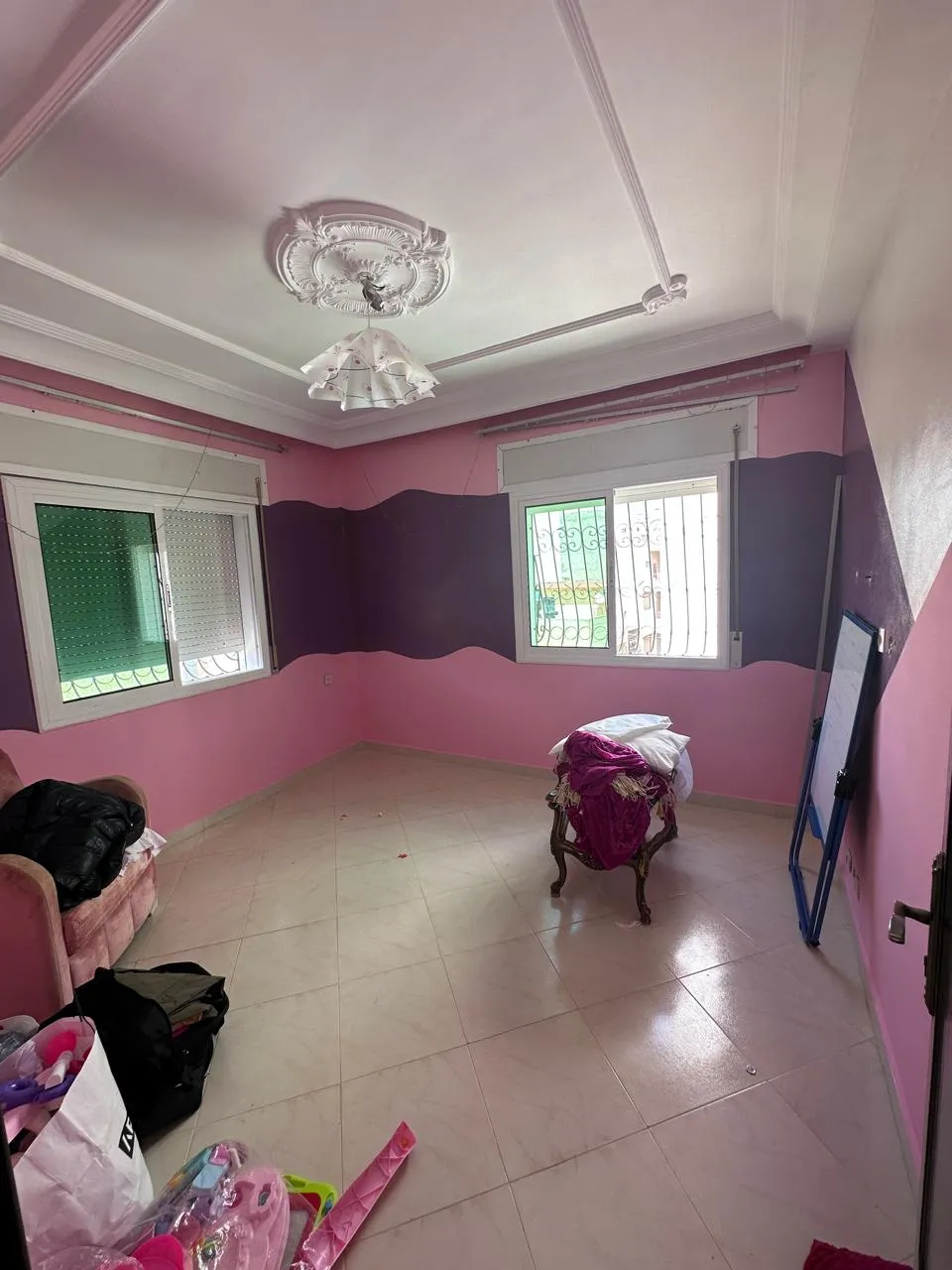 Charmant appartement à vendre à Tétouan  3e étage, 2 façades,  sans ascenseur