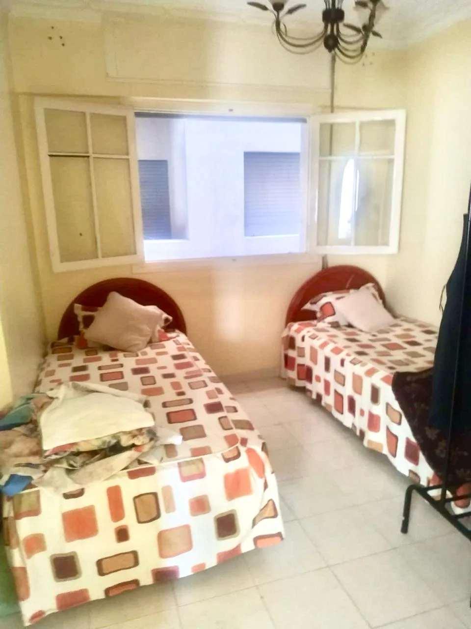 appartement a vendre à tetouan à lhamama lbaidaa 80m² 4 etage 2 chambre salon 