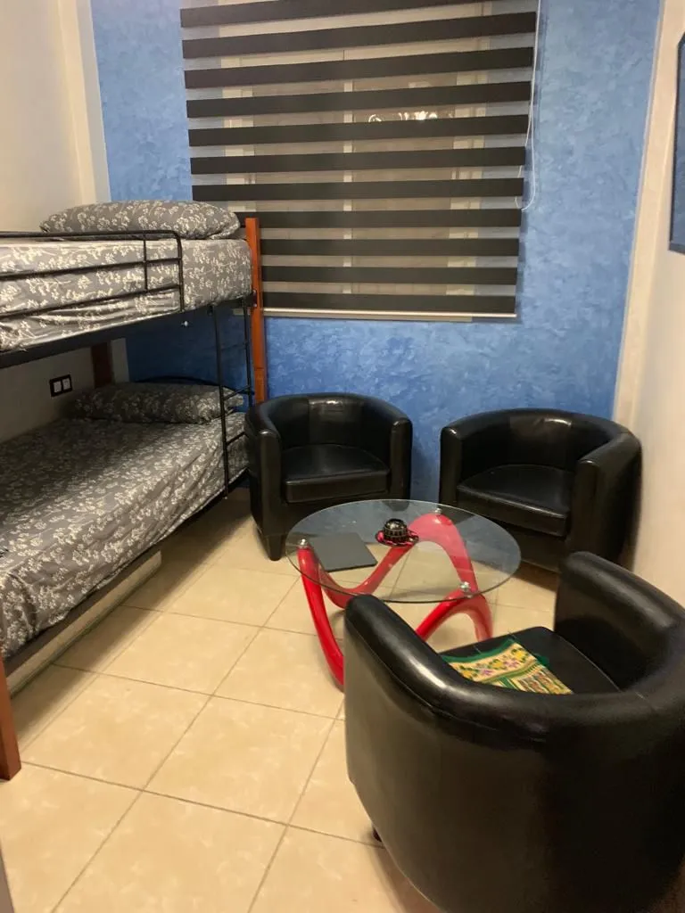 Appartement à vendre à Tétouan  2 chambres, bon état, proche des commodités