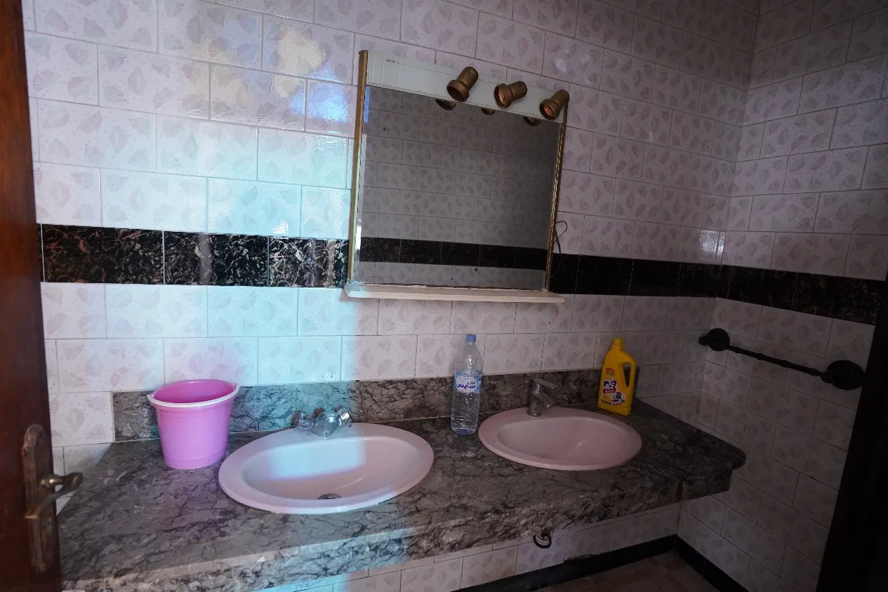 Villa vide à vendre à Tétouan | 637 m² – Emplacement privilégié