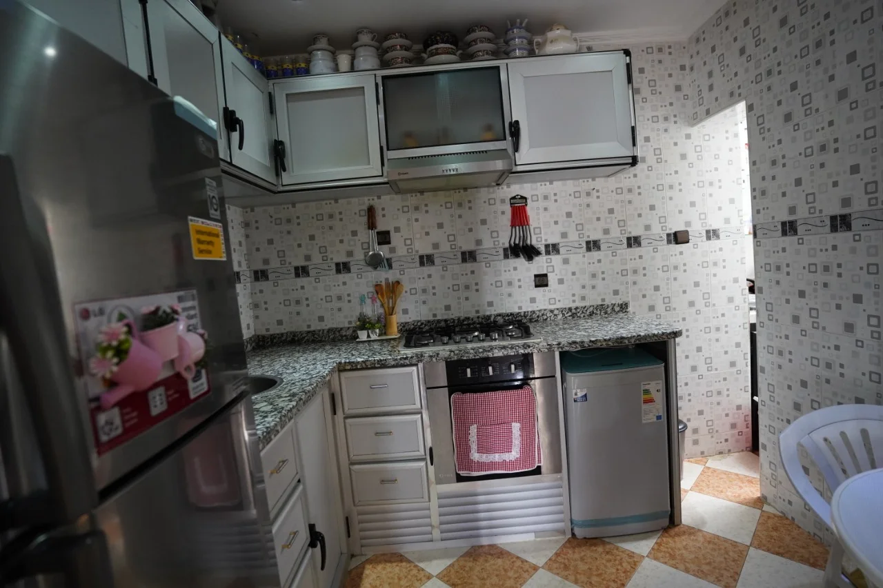 Appartement parfait à vendre à Tétouan 3 salons 4ème étage 81 mètres