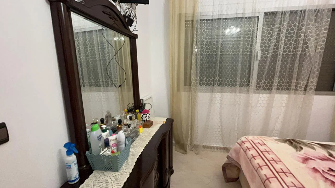 Bel appartement portefeuill à vendre à tetouan 3 chambre salon balcon 122 mètres 