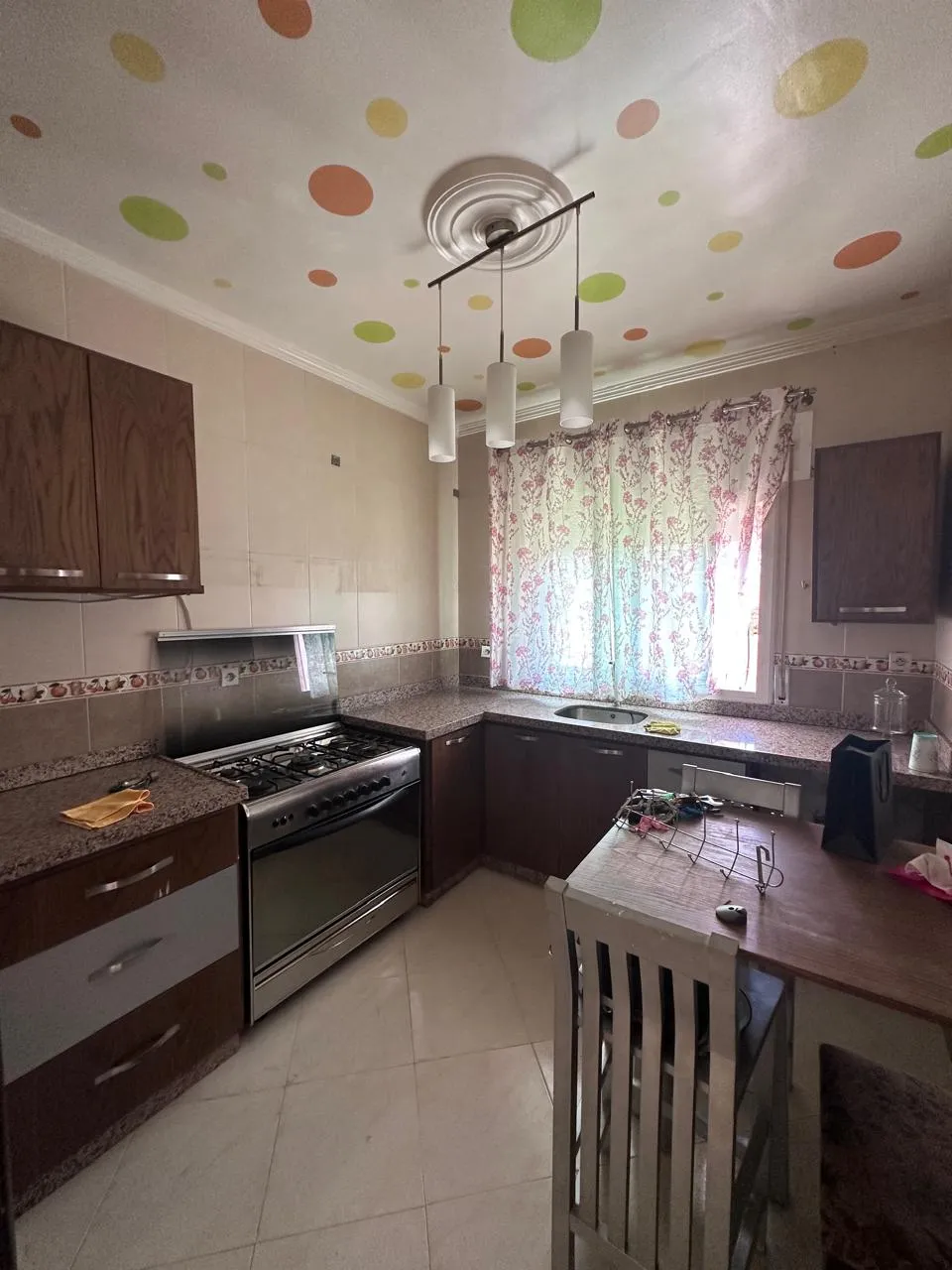 parfait appartement à vendre،tetouan 2 chamabre 2 salon balcon 113 mètres 3ème étage